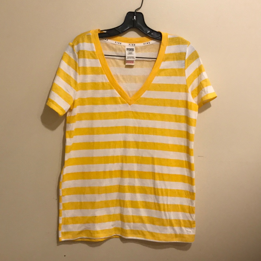💕Women Pink Victoria’s Secret sleepwear Tee.NWT💕